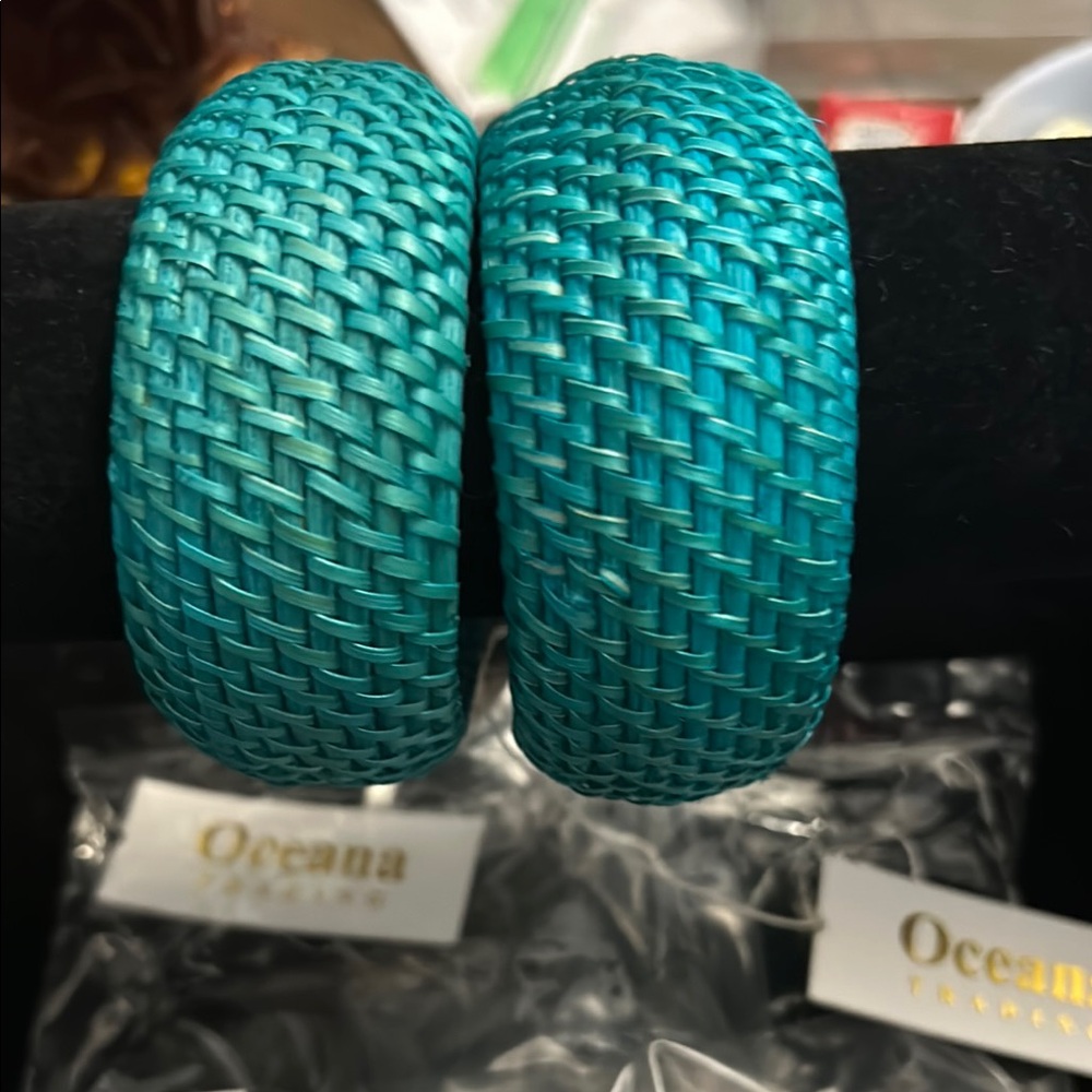 Oceana Trading Woven green Bangles